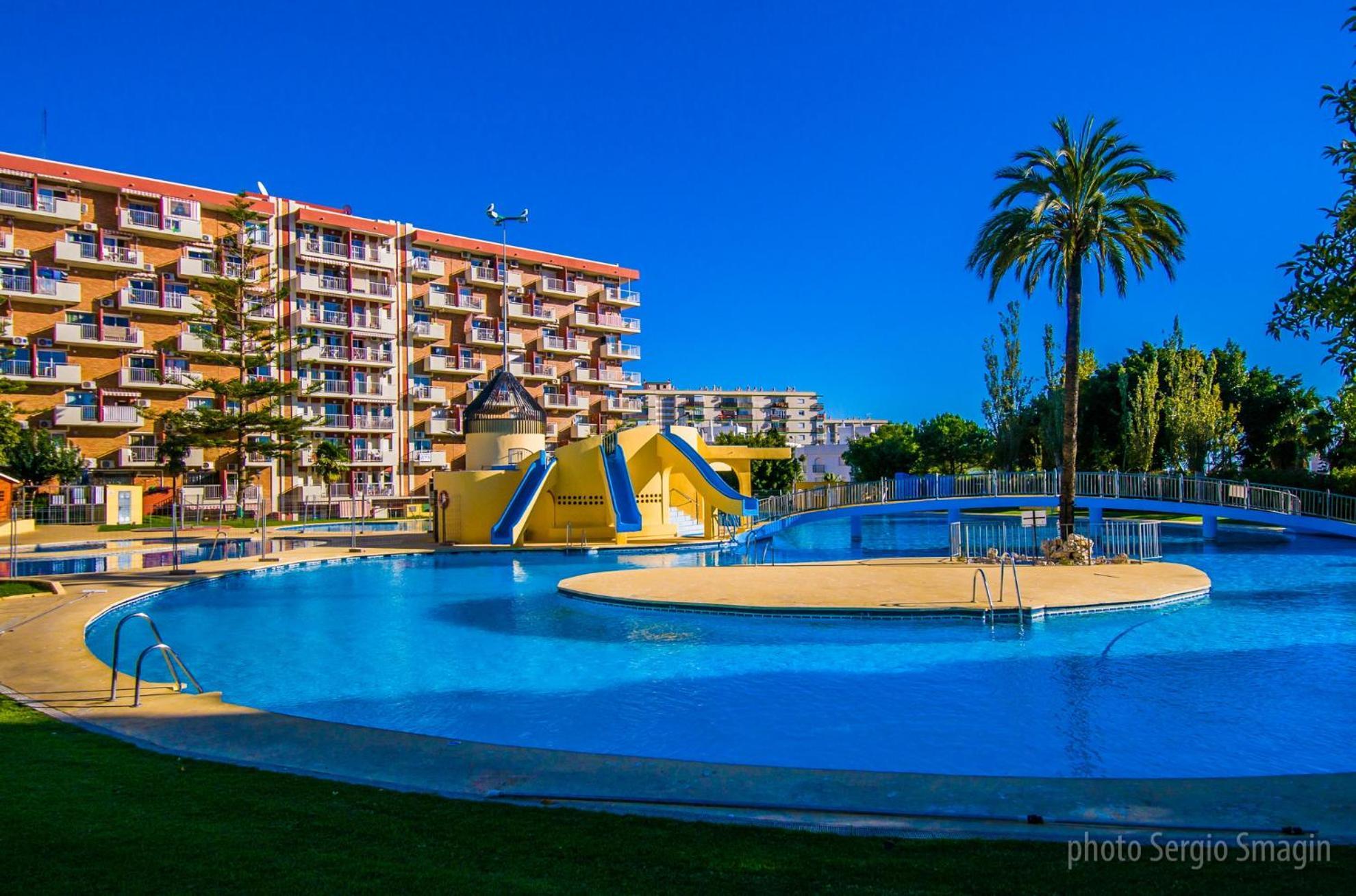 426 Estudio En Minerva Apartamentos - Vista Al Jardin - Piscina Y Playa Бенальмадена Экстерьер фото